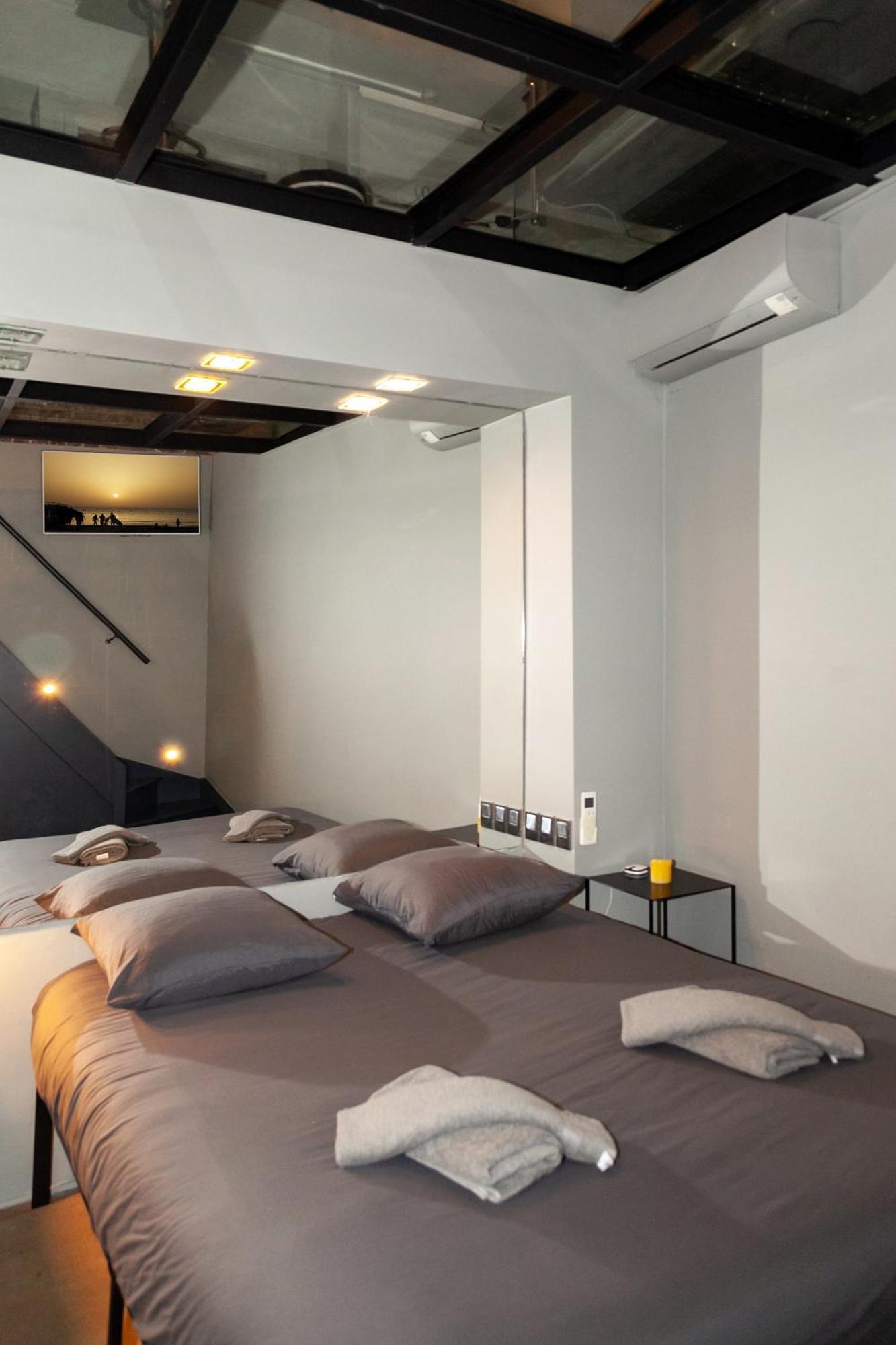 Loft Atypique Avec Terrasse, Calme Et Cosy Apartment Paris Bagian luar foto