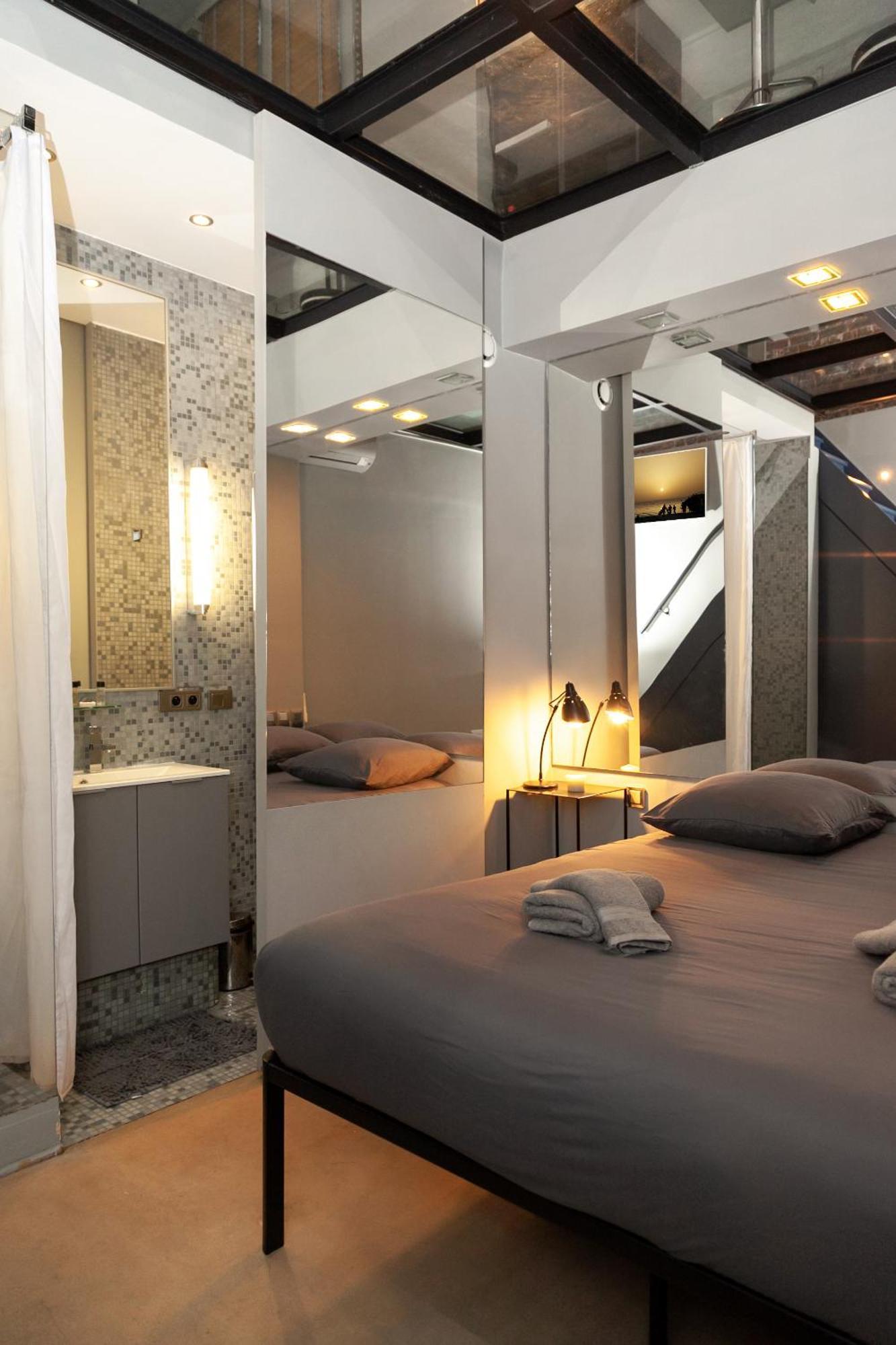 Loft Atypique Avec Terrasse, Calme Et Cosy Apartment Paris Bagian luar foto