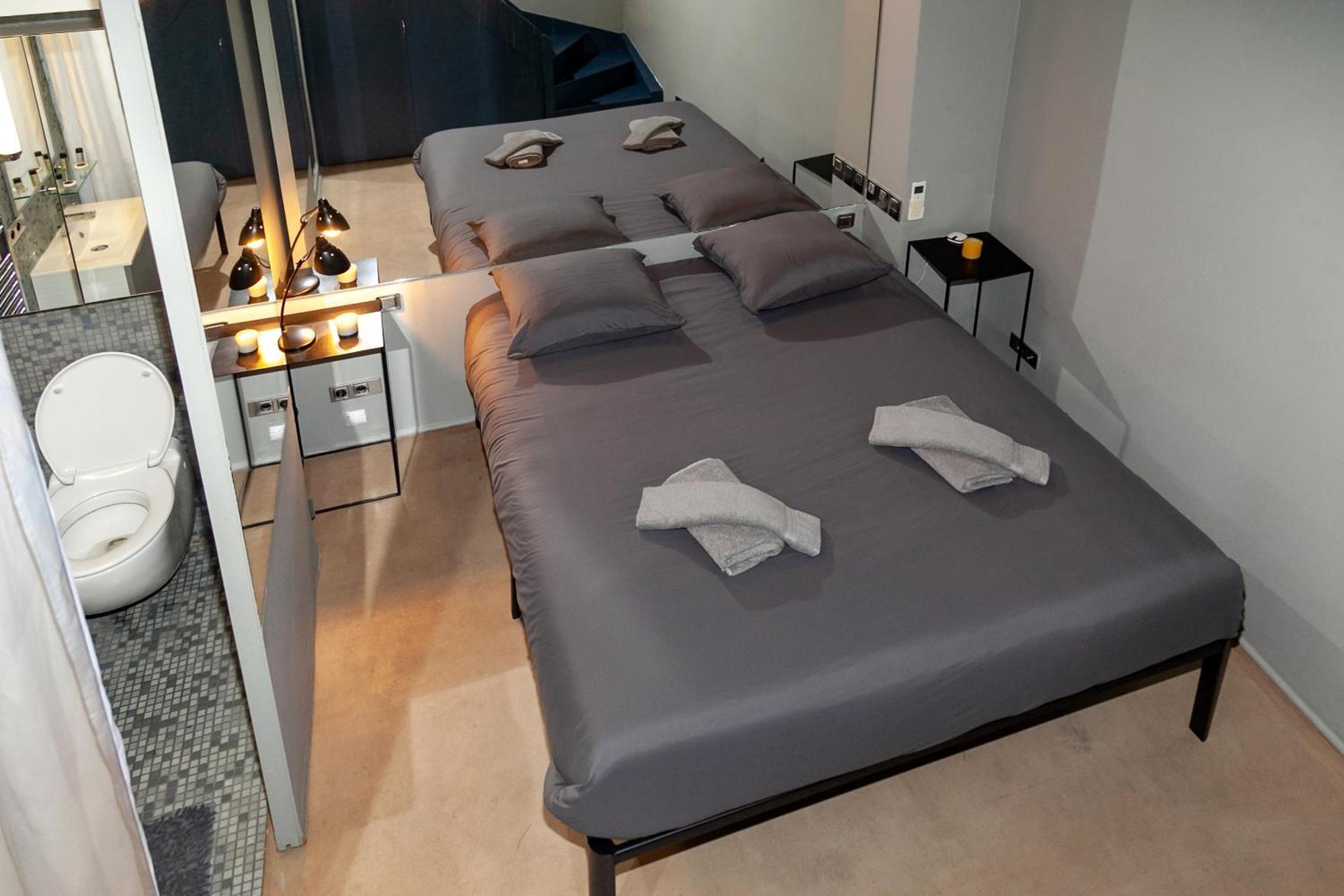 Loft Atypique Avec Terrasse, Calme Et Cosy Apartment Paris Bagian luar foto